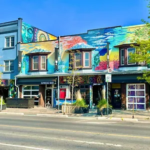 The Only Backpacker's (adults Only) 2*, Toronto Canada
