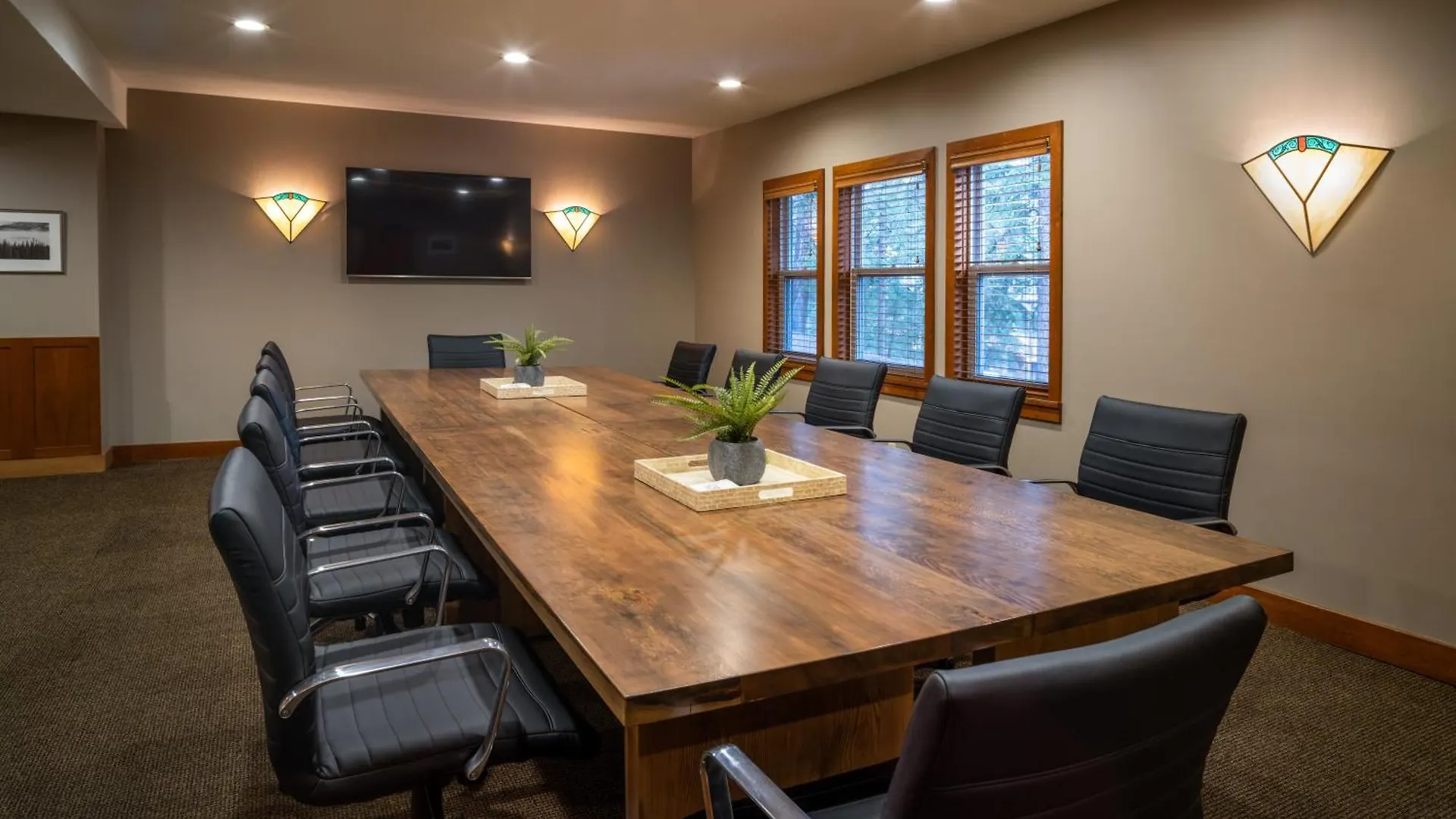 Buffalo Mountain Lodge Banff Hotell