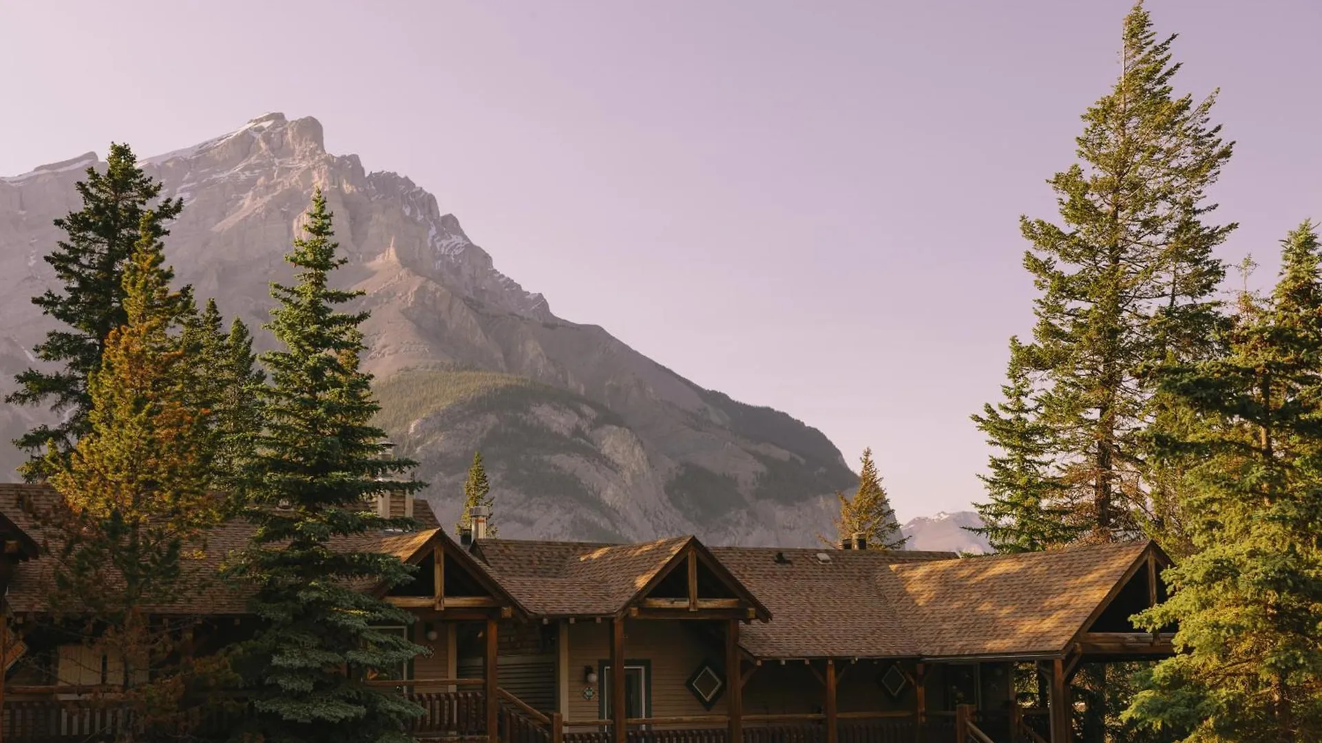 Buffalo Mountain Lodge Banff Kanada