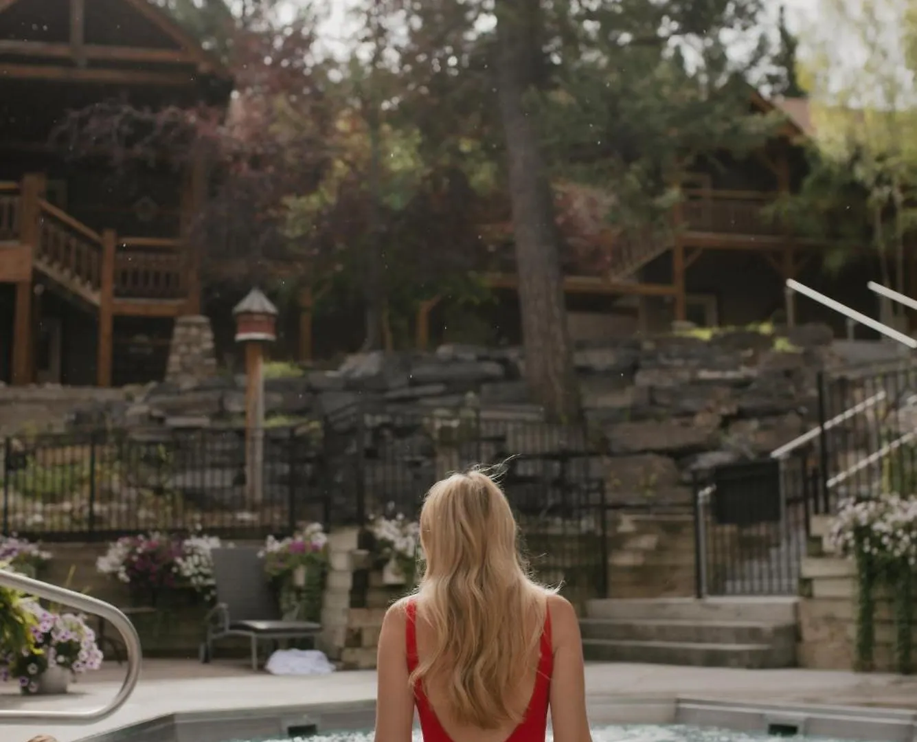 Buffalo Mountain Lodge Banff